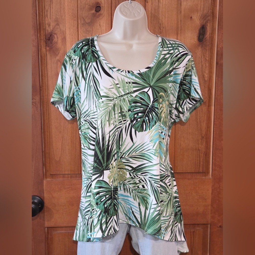 Leafy Green Women's Tunic Top